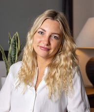 Book an Appointment with Amy Schumack for Clinical Counselling