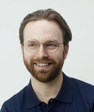 Book an Appointment with Maks Tochinskiy for Psychotherapy
