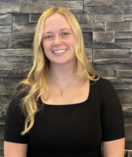 Book an Appointment with Intern Hanna Moore for Chiropractic