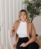 Book an Appointment with Katherine MacGregor at Midland Location