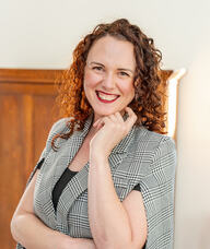 Book an Appointment with Elaine Dickens for Psychotherapy/Counselling