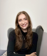 Book an Appointment with Chloe Fuentes at Bronte Harbour Physiotherapy Oakville