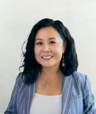 Book an Appointment with Yollanda Zhang for Free Initial Consultation