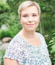 Book an Appointment with Loriann Quinlan for Psychological Services