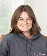 Book an Appointment with Holly Van Rossum for Birth, Postnatal and Fertility Doulas