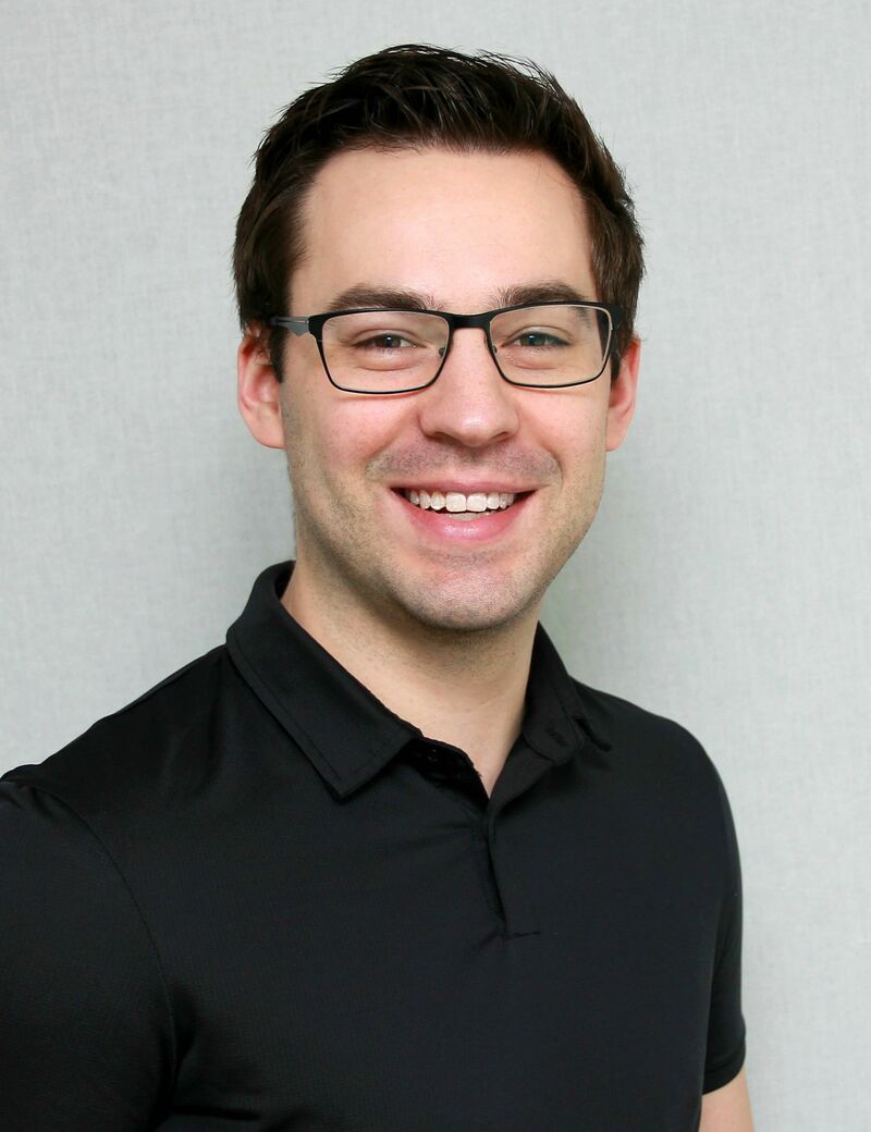 Photo of Dr. Bradley Maxwell