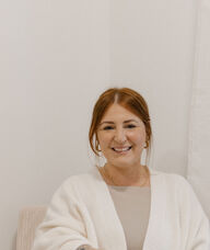 Book an Appointment with Sasha Ormiston for Acupuncture