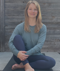 Book an Appointment with Meredyth Wobowsk for Therapeutic Yoga