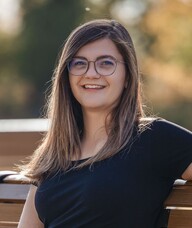 Book an Appointment with Laura Fynn-Sackey for Physiotherapy