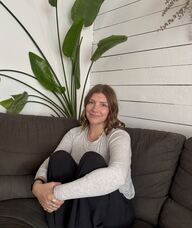 Book an Appointment with Sarah Irmen for Acupuncture