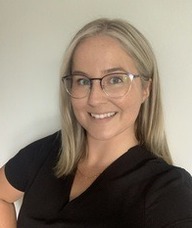 Book an Appointment with Dr. Victoria McIntyre for Chiropractic