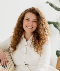 Book an Appointment with Melanie Saija for Psychotherapy With Melanie